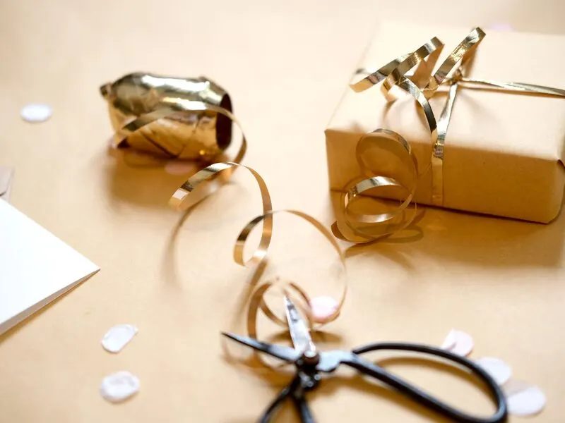 Gift wrap or cart notes